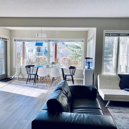 YYC Private, Spacious, & Bright Home מראה חיצוני תמונה